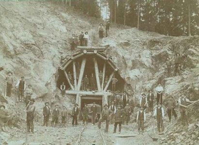 Tunnelbau Eisenbahner
